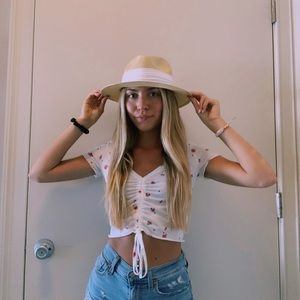 Meet your Posher, Siera